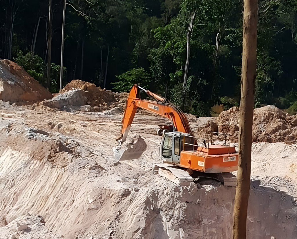 gold mining suriname